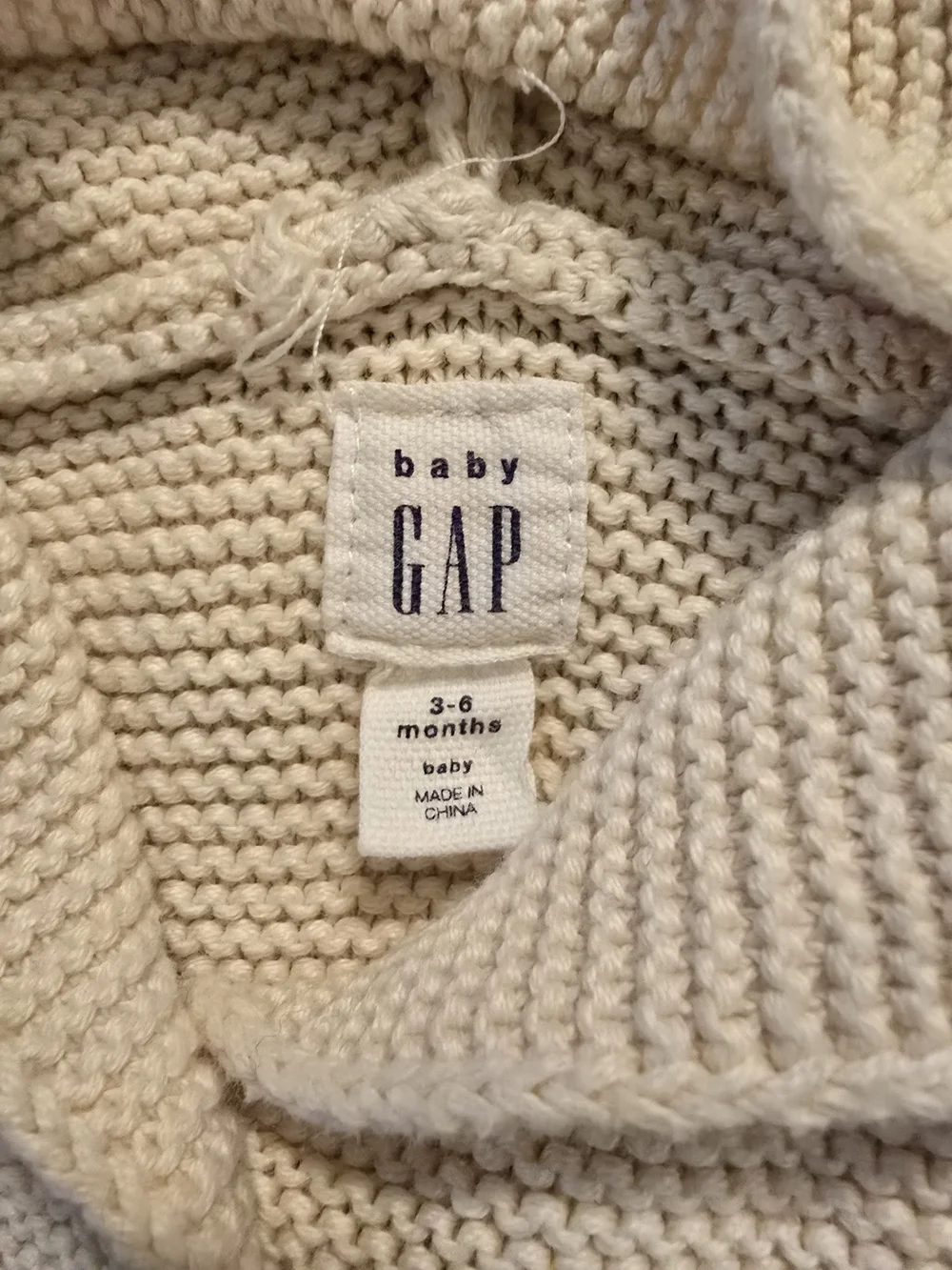 Baby Gap Knit Sweater Bundle 2 Piece Hooded Cardigan Cable Knit Cream 0-6 Months
